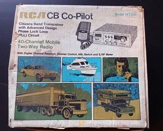 RCA CB Co-Pilot Model 14T304 40 Channel Mobile Two-Way Radio