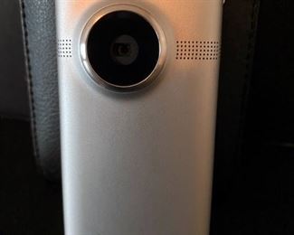 Flip Digital Camera minoHD