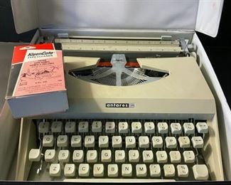 antares Portable Typewriter