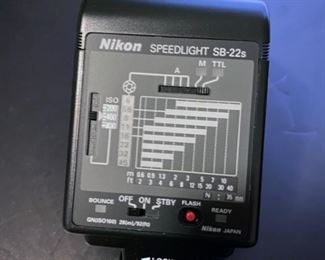 Nikon Speedlight SB-22S Autofocus Flash
