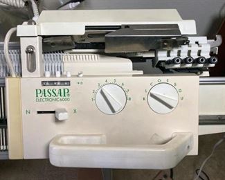 Passap e6000 Knitting Machine
