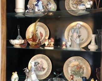 Vintage collectibles throughout 