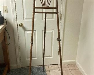 Antique Floor Easel
