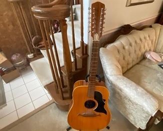 Vintage CRUCIANELLI JUMBO 8- Stamped Sept 1967, Has Hard Case/Stand