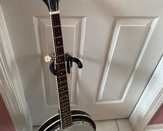 Appalachian Banjo ( with Box) 1990's/stand