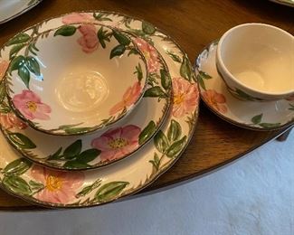 Vintage 5 Piece Place Setting, Franciscan Desert Rose 