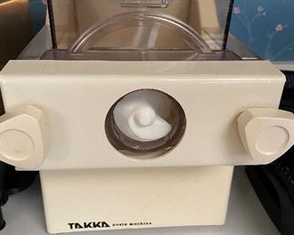 Takka Pasta Machine