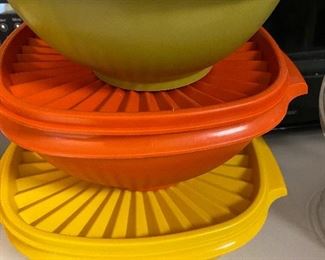 1970 Servalier Storage/Lids Tupperware