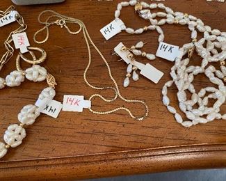 Fresh Water Pearls w/ Clasp/Spacers 14K, 14K Chains