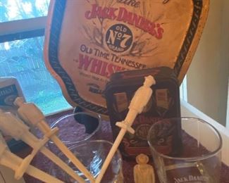 Jack Daniels stirrers, glasses and tin 