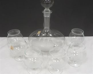 Ship's Decanter and glasses set