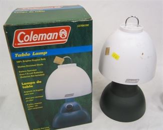 Coleman battery powered lamp, works