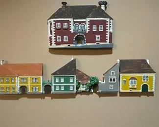 $50 - Rathaus Village Ceramic Art
LOCATION: Washington, D.C.
DETAILS + DIMENSIONS:  31" x 6"
CONDITION: Please refer to photos for a more detailed look at condition.  We make every attempt to list and photograph any defects or signs of wear that are significant to this sale.  
LOCAL PICK UP WASHINGTON DC.   BUYER IS RESPONSIBLE FOR ANY NECESSARY DISASSEMBLY AND ALL COSTS ASSOCIATED WITH SHIPPING OR PICK UP.  PLEASE CONTACT US FOR SHIPPING REFERRALS.