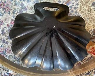 Antique paper mache ebony chinoiserie scallop plate with mother-of-pearl inlay detailing. Photo 2 of 2.