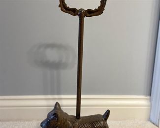 Vintage cast iron Scottie doorstop with handle. Photo 1 of 3.