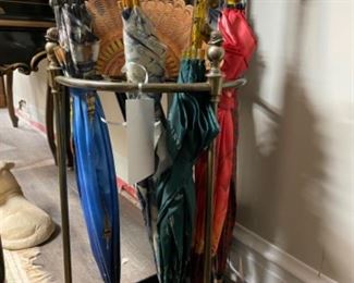 Vintage brass fish head demi lunch umbrella stand. Measures 17” W x 10” D. Photos 1 of 2.