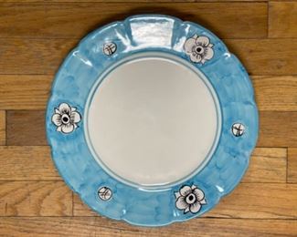 Set of 10 Buon Italia porcelain dinner plates. Photo 1 of 2.