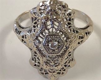 Antique White Gold & Diamond Filigree Ring