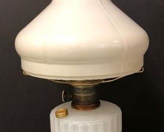 Aladdin Alacite  Oil Lamp, Original Shade