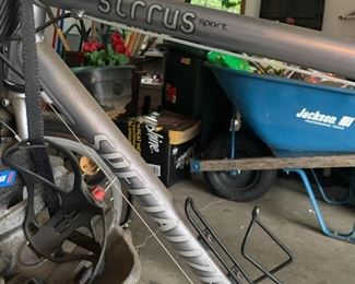 Specialized Sirrus Sport Fitness Active Bike