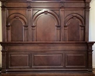 King size head board and footboard. Headboard height 73 inches, Footboard 34 inches. 88 length of both.