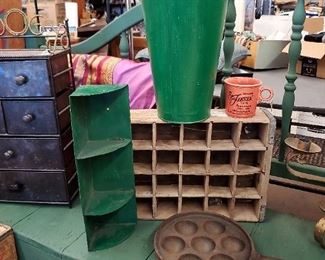 Vintage Rustic Decorator Items