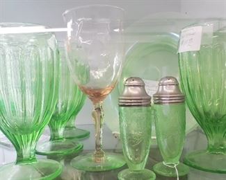 Green Depression Glass , Uranium Glass