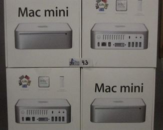 LOT OF 4 APPLE MAC MINIS A1176 IN ORIGINAL BOX
