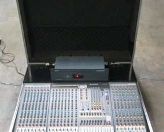 ALLEN & HEATH MIXER GL2800 WITH ALLEN & HEATH RPS11 PS