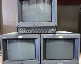 LOT OF 3 SONY MONITORS INCLUDING PVM-8041Q, PVM-8044Q	