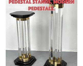 Lot 366 2pc Lucite acrylic Pedestal Stands. Modern Pedestals. 