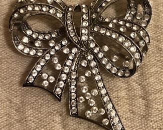 Joan Rivers Rhinestone Brooch