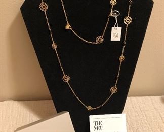 Metropolitan Museum of Art 