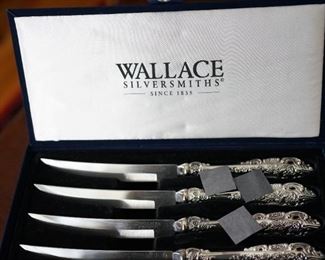 Great Set of silver Wallace steak knives.