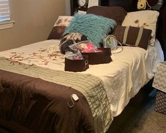 bed, bedding, pillows, american girl items