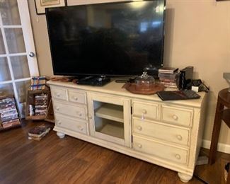 media center, TV, DVD's, CD;s