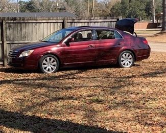 2005 Toyota Avalon xls, 158,188 miles. 

As is. Where is. 