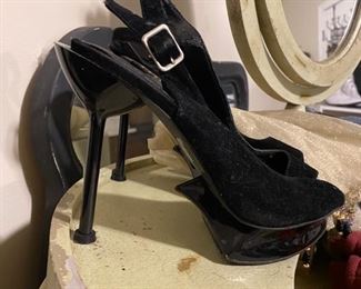 Fun selection of shoes - most in sizes 7-9