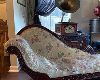 Vintage Fainting Couch