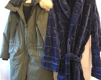 Soia & Kyo down parka with hood (size med.), new-with-tag robe 