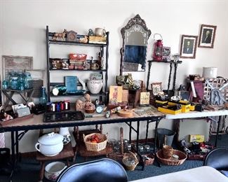 Lots of wonderful vintage items 