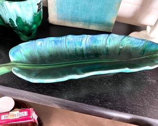 Vtg. Royal Haeger R909 USA  Leaf tray