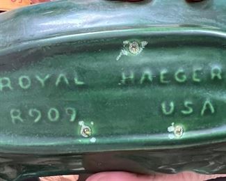 Vtg. Royal Haeger R909 USA  Leaf tray