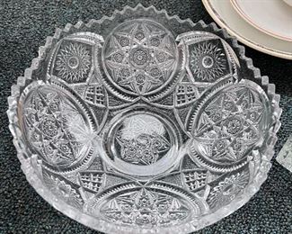 Cut glass bowl