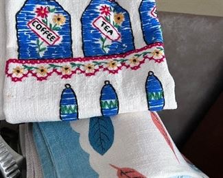 Lots of wonderful Vtg. table linens 