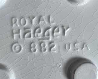 Vtg. Royal Haeger trivet 