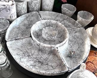 Vtg. Hazel Atlas white glass/black Spaghetti String Drizzle Lazy Susan 7pc serving tray