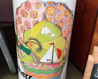 Vtg. Kim Whitesides 7-UP garbage can - Give Un to others - in Great condition!