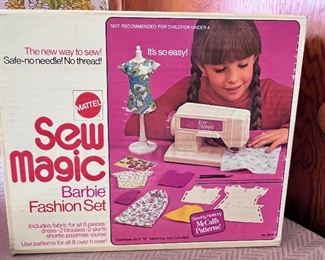 Vtg. Sew Magic Barbie Fashion Set and box 
