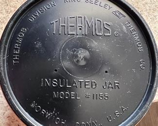 Peanuts - Charlie Brown and Lucy - Thermos King-Seeley